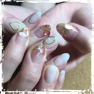 ネイル ECLAT エクラ所属・寺山 千鶴のネイルデザイン