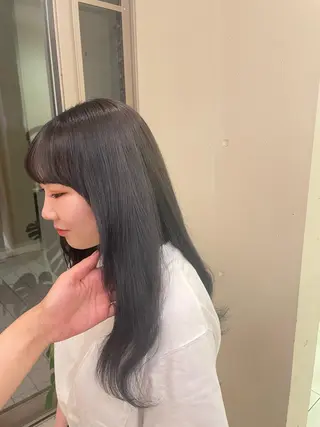 カラー 高濱 ひなよのヘアスタイル