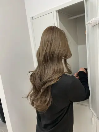 ロング 🦋顔周りカット/レ イヤー/ユリ🦋のヘアスタイル