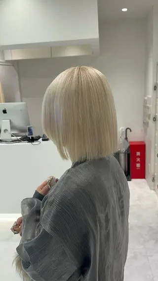 ロング カラー ヘアアレンジ ウルフカット×ハイ トーン職人🤍ゆうひのヘアスタイル
