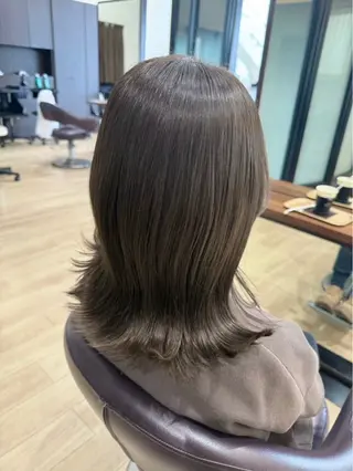 ミディアム カラー 🦩💗カラー特化 💗🦩aikaのヘアスタイル