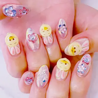 ネイル f'bloom  L’ecrinのネイルデザイン