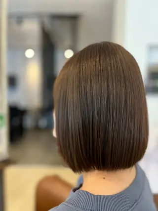 ミディアム Cuthie 泉川のヘアスタイル