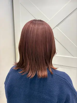 ロング ハイトーンカラー シールエクステのヘアスタイル