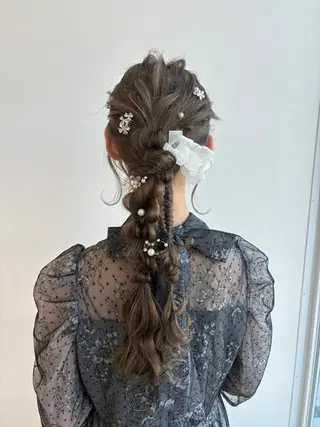ロング ヘアアレンジ VIRAL ヴァイラルのヘアスタイル