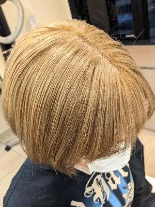 ショート カラー 小川 健治✨のヘアスタイル