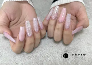 ネイル ネイルルーム チャームのネイルデザイン
