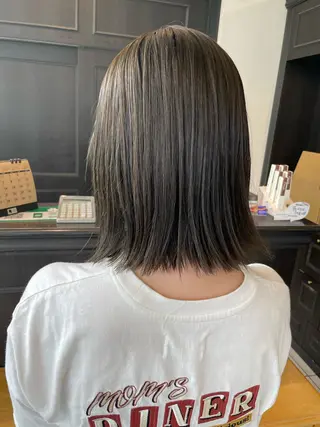 ミディアム カラー 透け感/くびれヘア/ レイヤー/カズキ🍭のヘアスタイル