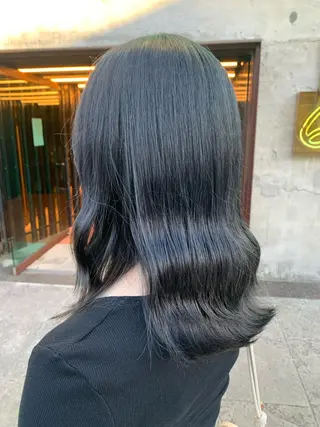 セミロング カラー 🩶【推しハイトーン 】yuzu🩶のヘアスタイル