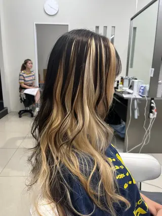 ロング カラー 🫧予約取れます🫧 透明感✨️さとりんのヘアスタイル