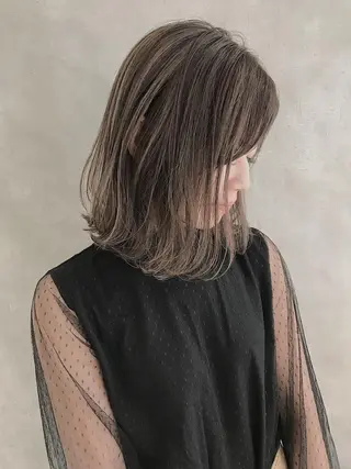 ミディアム _WHITE上本町 上本町店のヘアスタイル