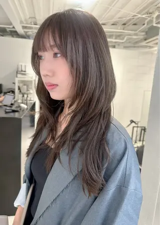 セミロング カラー レイヤーカット/艶髪 ✨💭KIRARIのヘアスタイル