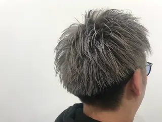 ショート カラー Kro/ダブルカラー /ハイトーン/千葉駅のヘアスタイル