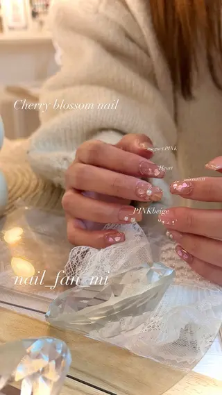 ネイル 斎藤 桃華のネイルデザイン