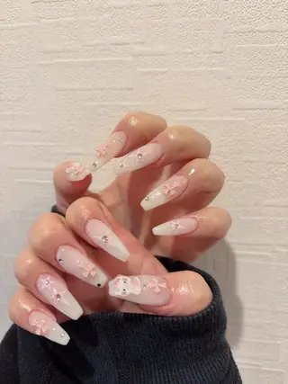 ネイル D-BEAUTY Nailsalonのネイルデザイン