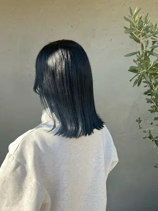 ミディアム カラー 目黒 彩花のヘアスタイル