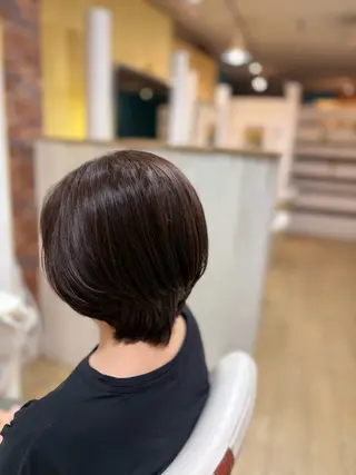 ショート 岩谷 美香のヘアスタイル