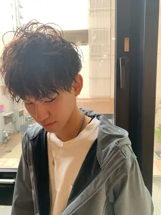 メンズ 岸田 梓武生のヘアスタイル