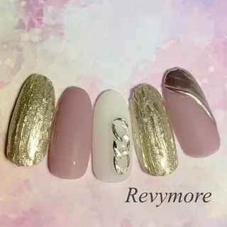 ミディアム ネイル nail salon Revymoreのネイルデザイン