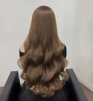 ロング カラー 川元 春奈のヘアスタイル