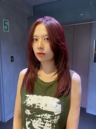ロング いとう ほのかのヘアスタイル
