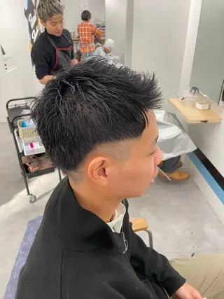 メンズ ブリーチ守口 rikiyanのヘアスタイル