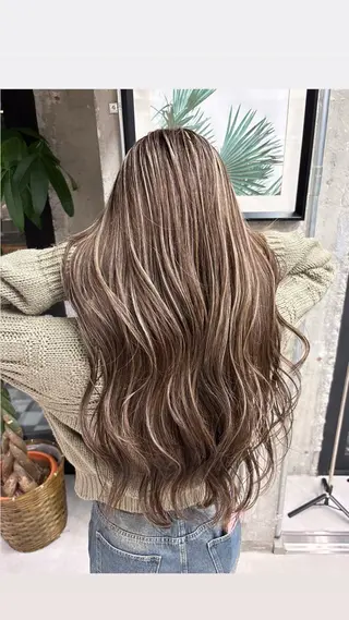 ロング カラー ♡ハイライトカラー shinri♡のヘアスタイル