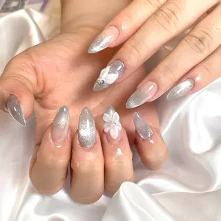 ネイル yurika 🌷.*･ﾟのネイルデザイン