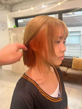 ショート カラー ハイトーンを育てる ブリーチカラー/牧原のヘアスタイル