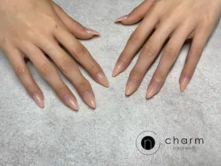 ネイル ネイルルーム チャームのネイルデザイン