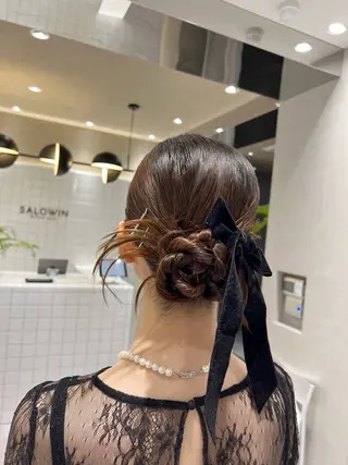 セミロング ヘアアレンジ 新宿color🐝 AYAKA🌈💖のヘアスタイル