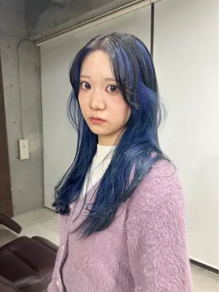 ロング Hiyo 外国人風くせ毛パーマのヘアスタイル
