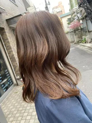 セミロング カラー pep natsumiのヘアスタイル