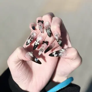 ネイル 濱田 杏奈のネイルデザイン