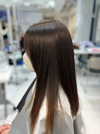 セミロング パーマ 甲田 紗郁のヘアスタイル
