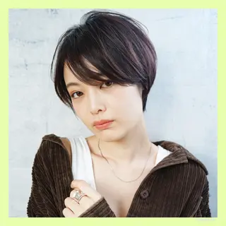 ショート カラー 🪐脱白髪染め 🪐松尾菜々美のヘアスタイル