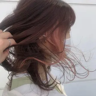 セミロング カラー カトウ ユウカのヘアスタイル