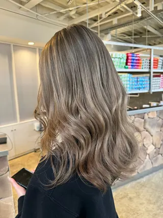 カラー fand千葉 Sayaka❄️のヘアスタイル