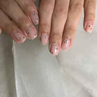 ネイル 里見 麗のネイルデザイン