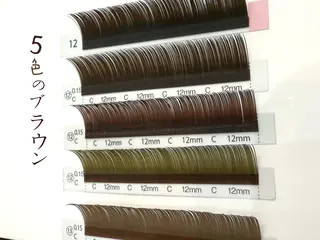 カラー トヨダ 池袋のマツエク・マツパデザイン