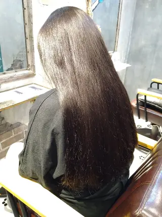 ロング 田中 綾乃のヘアスタイル