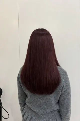 ロング マツオ イヨリのヘアスタイル