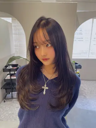 ロング レイヤーカット 新川栄一朗のヘアスタイル