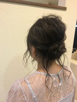 セミロング 中川 茜里のヘアスタイル