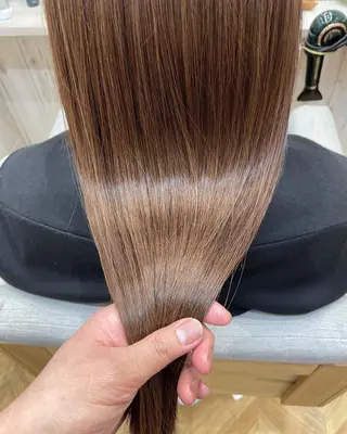 ショート カラー パーマ ヘアアレンジ メンズ キッズ ネイル マツエク・マツパ Saffyハリウッド トリートメント◎のヘアスタイル