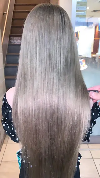 ロング カラー ヘアアレンジ ネイル マツエク・マツパ ブリーチ特化 / share 元太のヘアスタイル