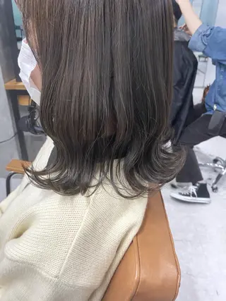 ミディアム カラー ヘアアレンジ 🌷FUKA🌷 まろやかハイトーンのヘアスタイル