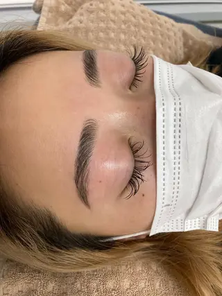 アイブロウ アイラッシュサロンMONICA所属・MONICA TSUGUMIのマツエク・マツパデザイン