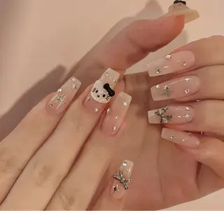 ネイル D-BEAUTY Nailsalonのネイルデザイン