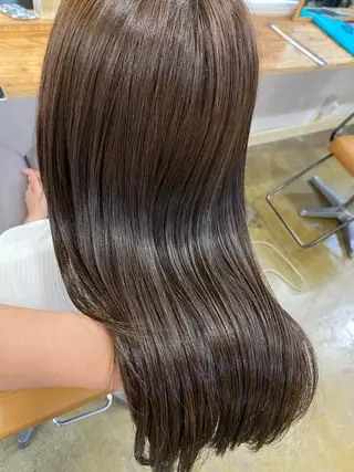 セミロング カラー 和歌山髪質改善 那須優太のヘアスタイル